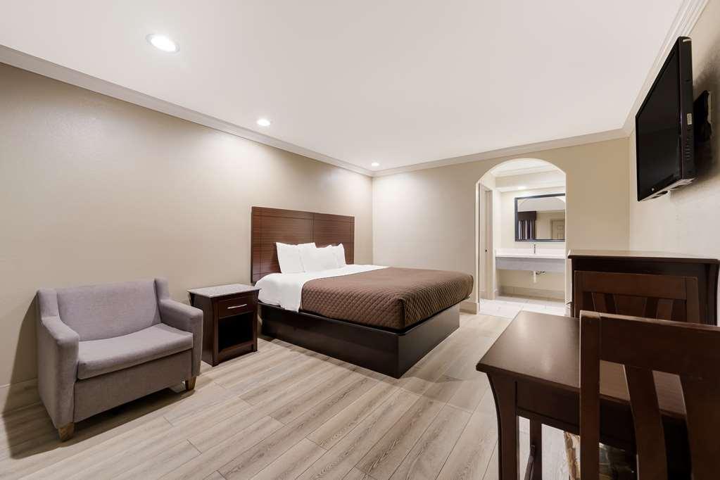 Americas Best Value Inn Houston Heights At I-45 Номер фото