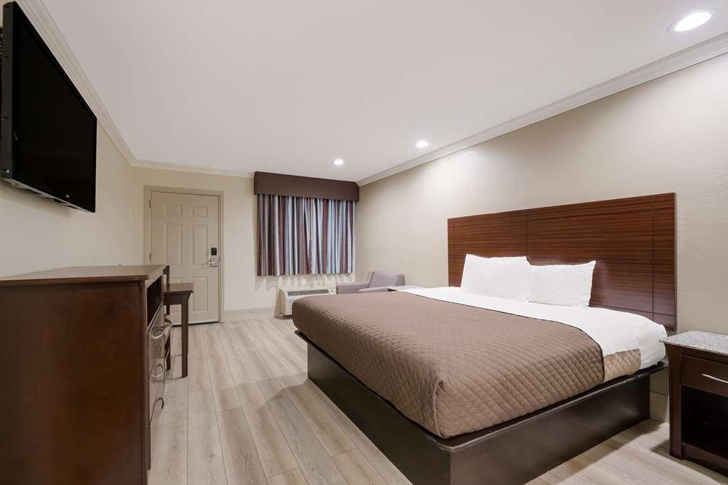 Americas Best Value Inn Houston Heights At I-45 Номер фото
