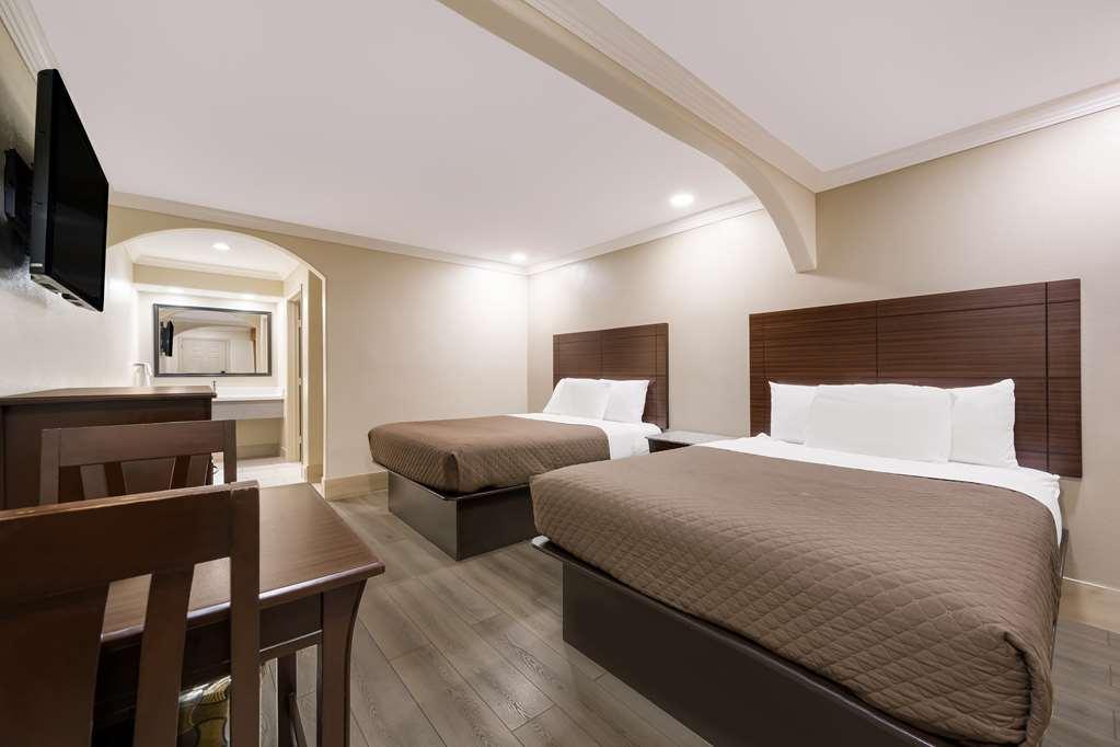 Americas Best Value Inn Houston Heights At I-45 Номер фото